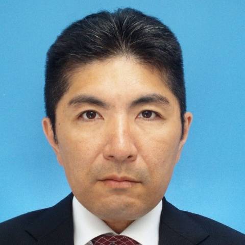 YOSUKE IKUTA